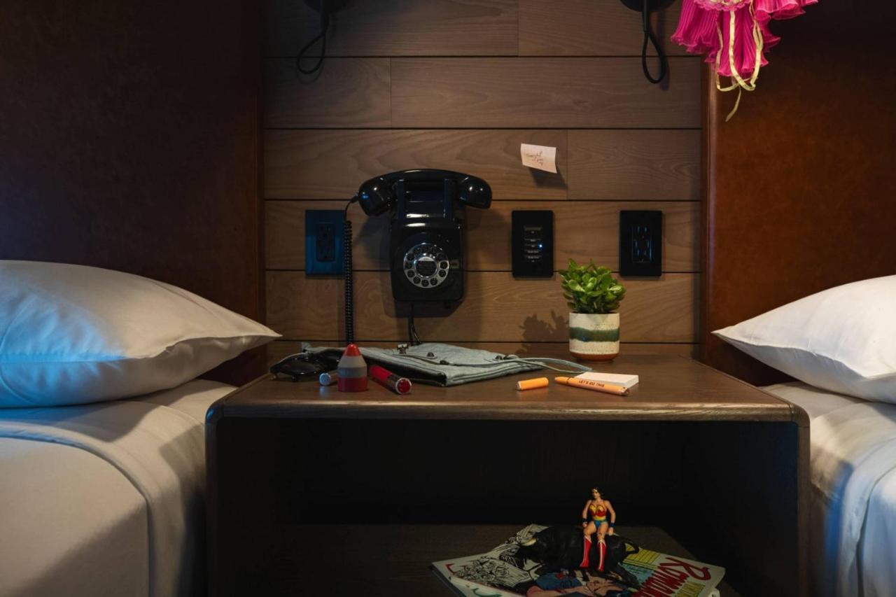 Hotel Moxy Nyc Downtown New York Esterno foto